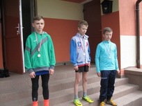 Daria Bytnar z Węgorzyna i Oliwier Znamierowski z Radowa Małego mistrzami powiatu w indywidualnym trójboju lekkoatletycznym