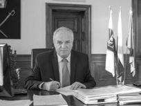 Zmarł wojewoda Piotr Jania