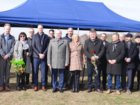 Wbicie pierwszej łopaty pod budowę nowego zakładu 20.03.2019