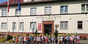 Z samorządem za pan brat - Przedszkolaki z Reska z wizytą u Starosty. 04.06.2019