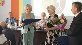 Podziękowania i gratulacje podczas sesji Rady Powiatu w Łobzie 27.06.2019