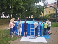 Wodna niespodzianka dla wychowanków Domu Dziecka w Łobzie 24.07.2020