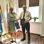 Podpisana umowa  w ramach „Programu Wyrównywania Różnic Między Regionami III” pn. Likwidacja barier architektonicznych w budynku Zespołu Szkół w Resku.