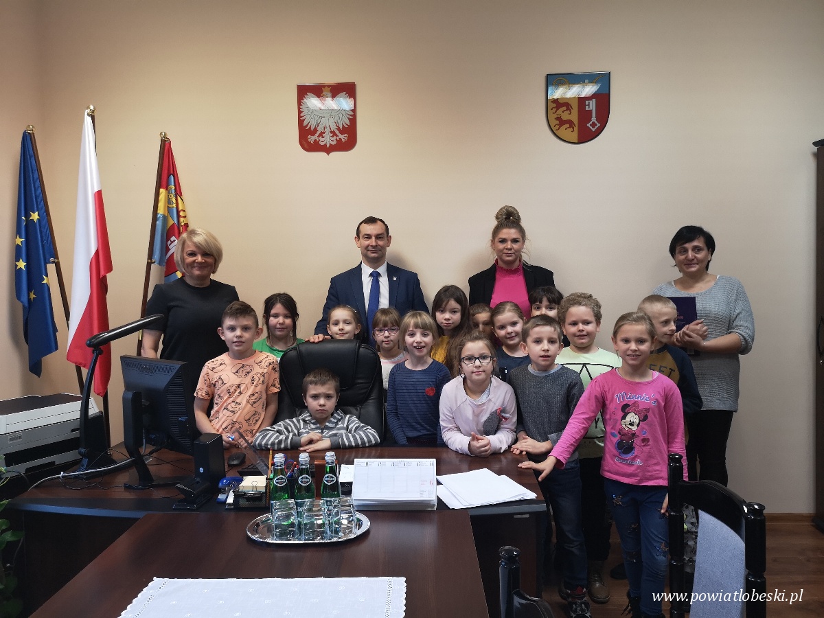 Odkrywanie urzędu przez uczniów SP 3 Łobez 20.11.2019