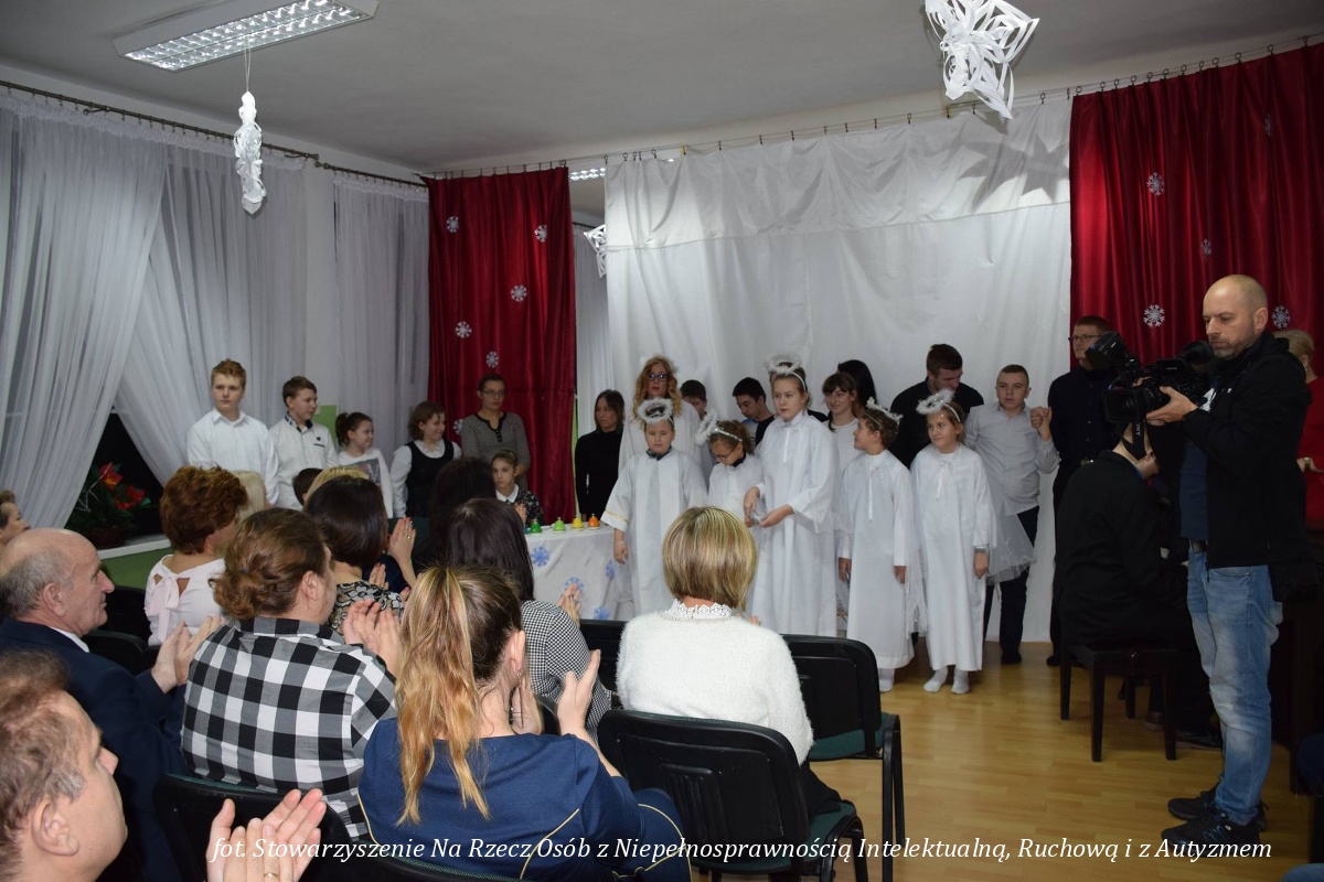 Koncert Charytatywny pt. ”Z wizytą w Betlejem”  w Szkole Przysposabiającej do Pracy w Siedlicach 16.01.2019
