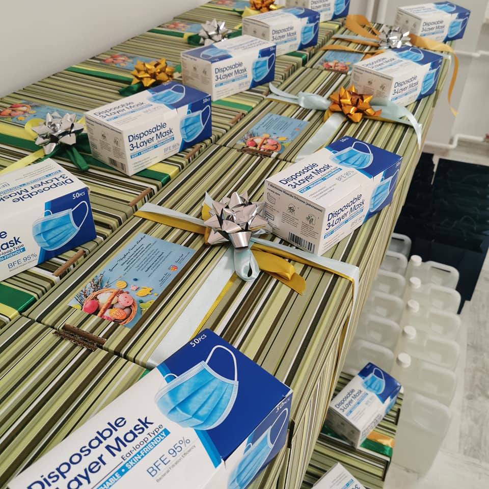 paczki wilekanocne dla seniorów