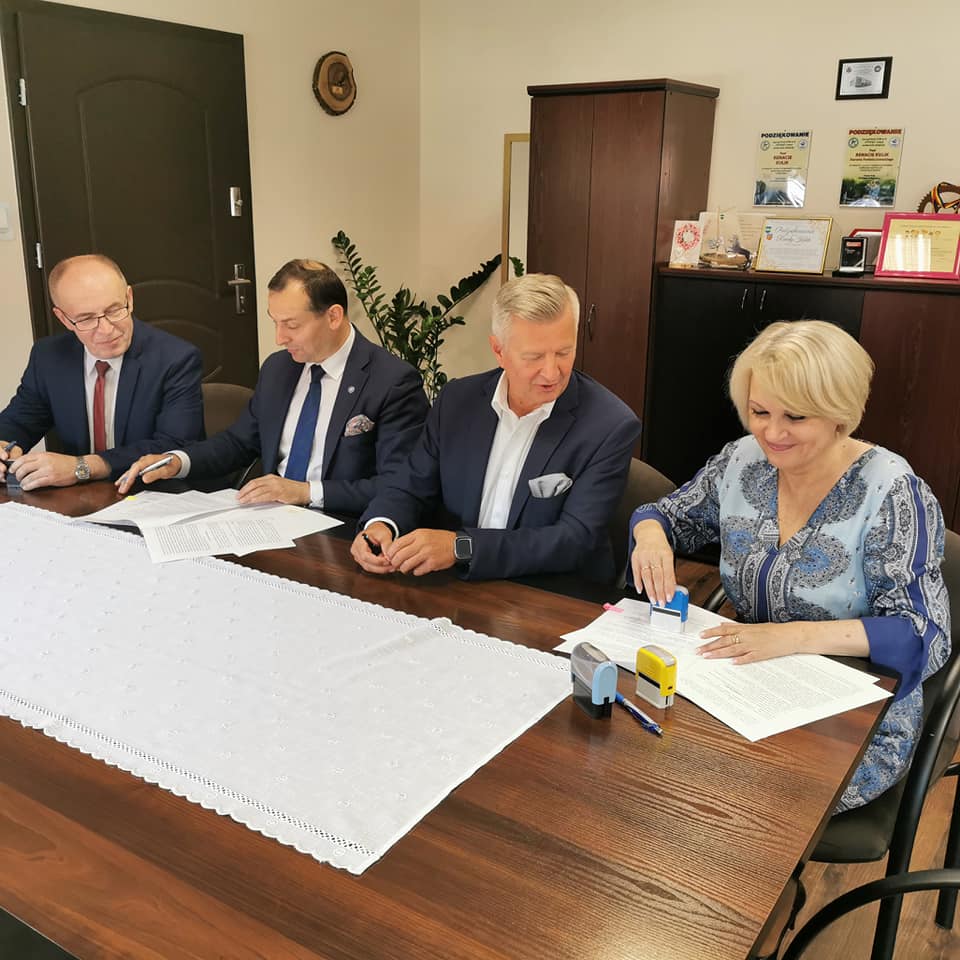 podpisanie umów 