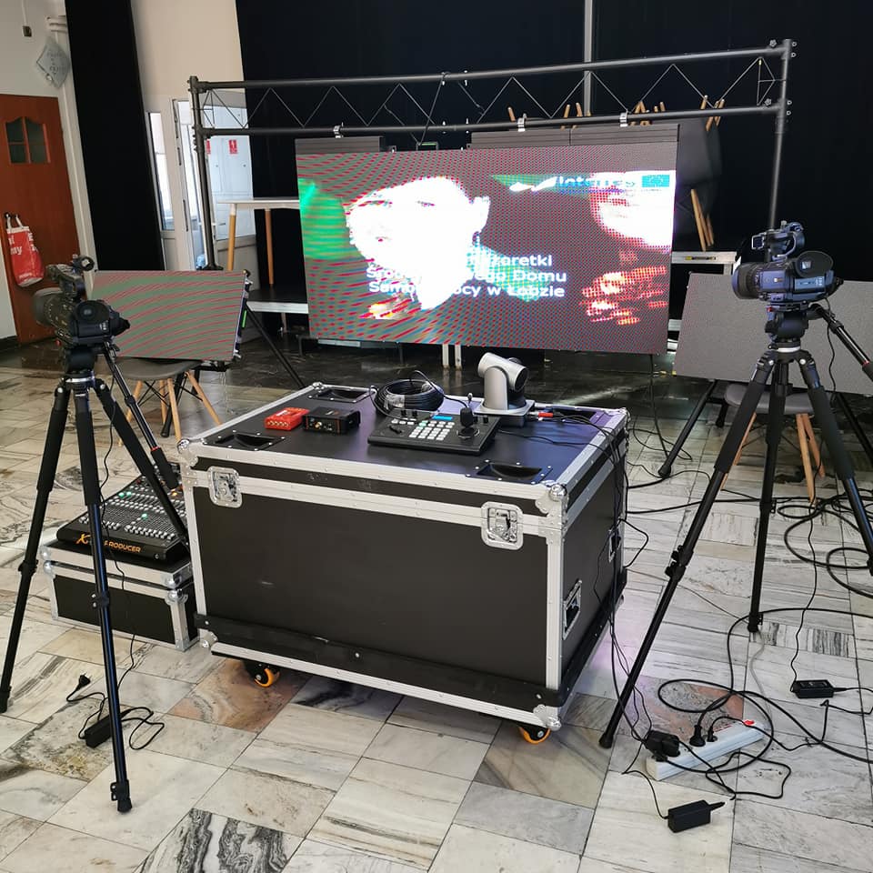 projektor zakupiony w ramach projektu 