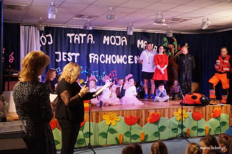 Wyóżnienie przedszkola w Łobzie przez Kuratorium Oświaty 2018