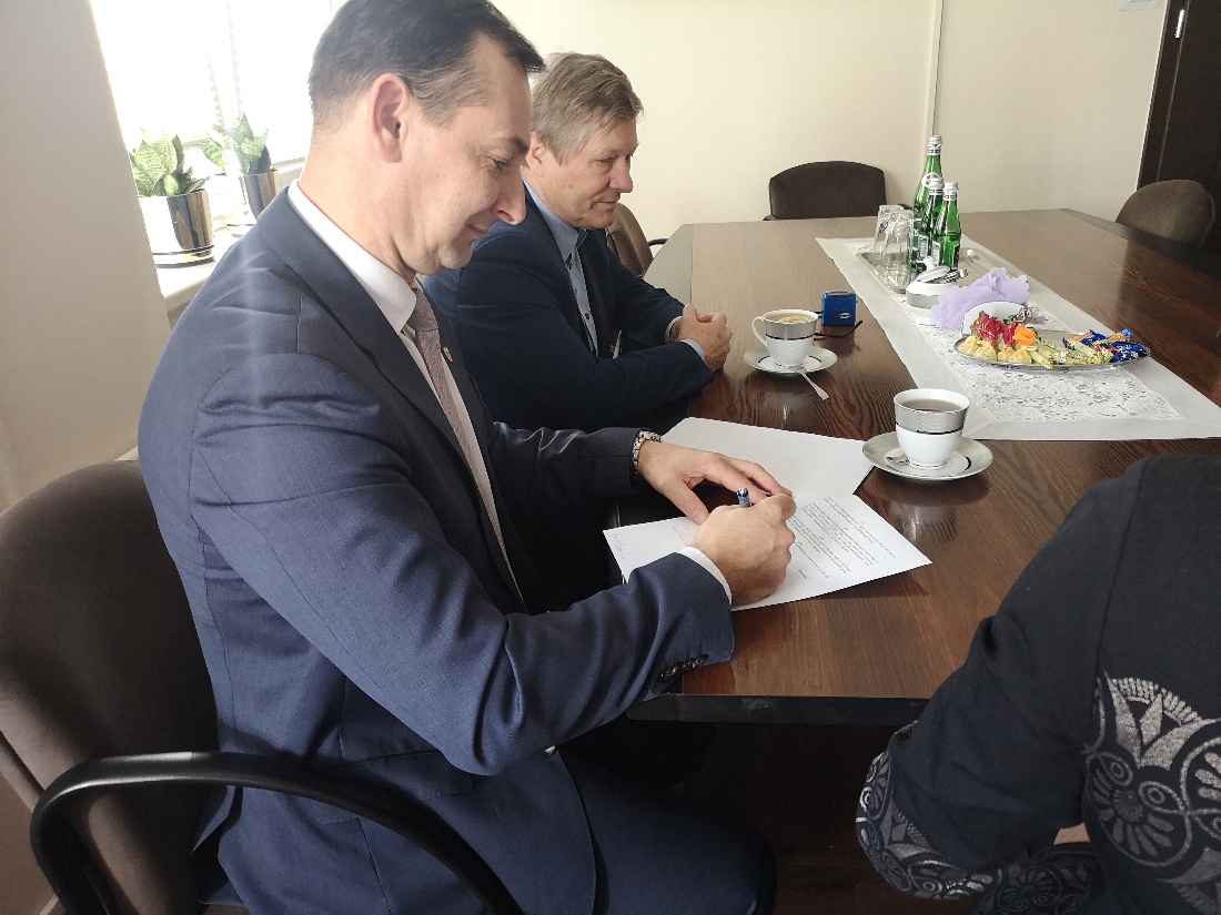 Pracownia RTG i USG już niedługo w Resku - podpisano umowy 31.10.2019