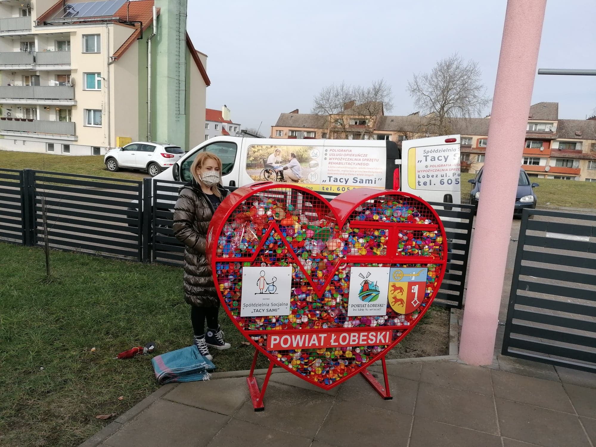 serce na nakrętki zapełnione przez Przedszkole w Węgorzynie