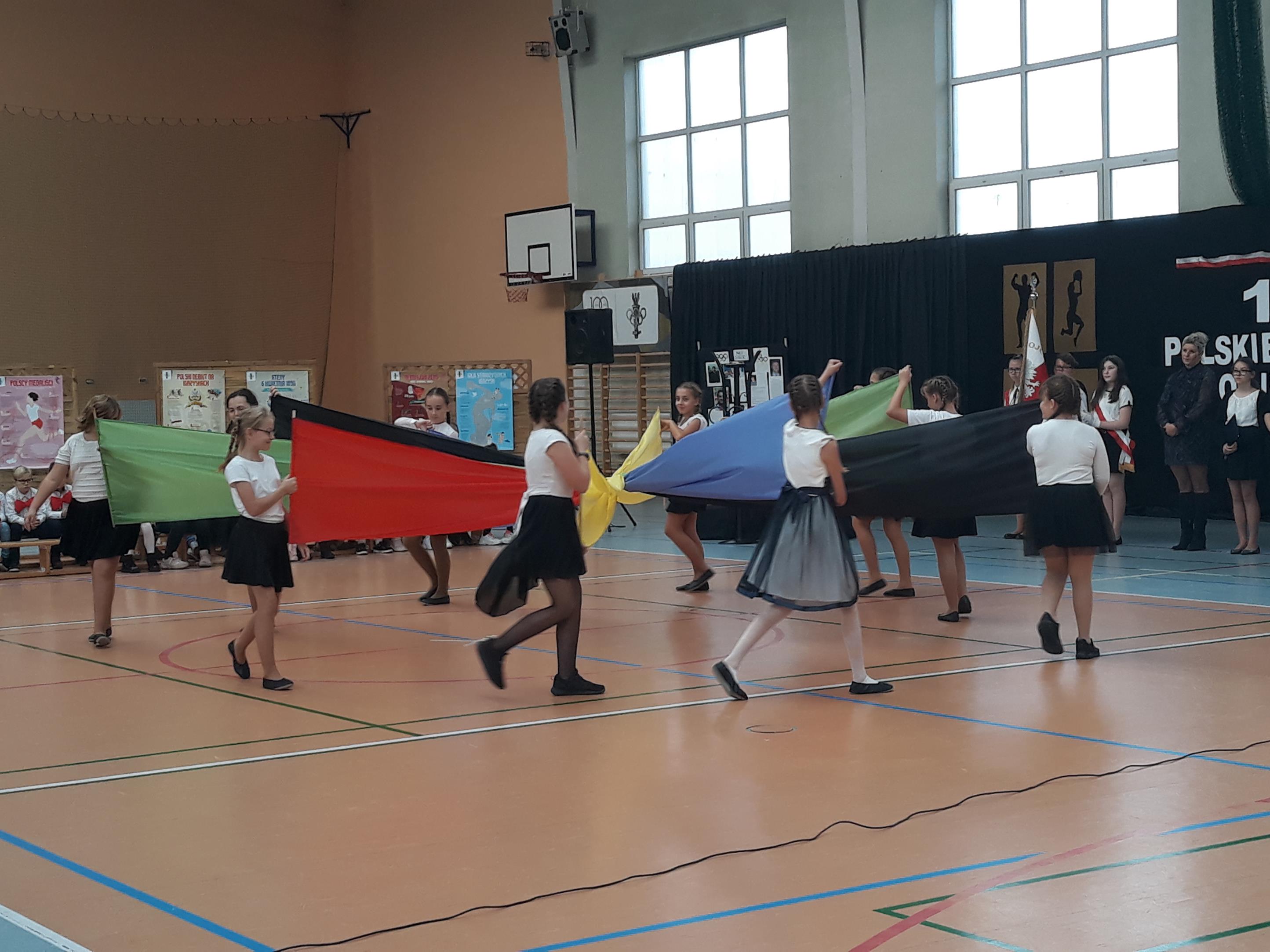 DEN oraz Święto Olimpijczyków w SP w Dobrej 11.10.2019