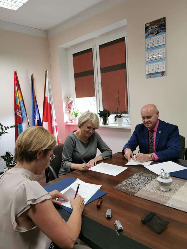 Podpisanie umowy na pomoc finansową w organizacji koncertu