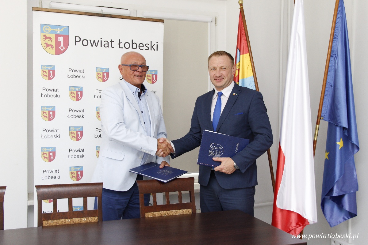 „Termomodernizacja wraz z przebudową systemu grzewczego Domu Pomocy Społecznej w Resku przy ul. Wojska Polskiego”.